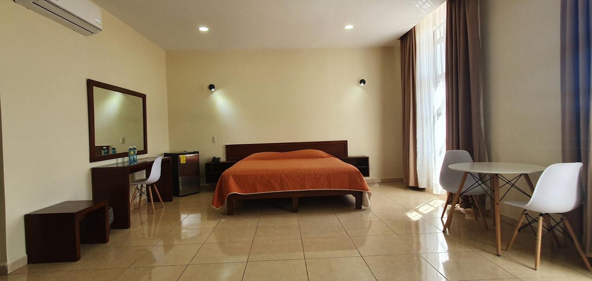 Hotel Fiesta Altena تيباتيتلان دي موريلوس المظهر الخارجي الصورة