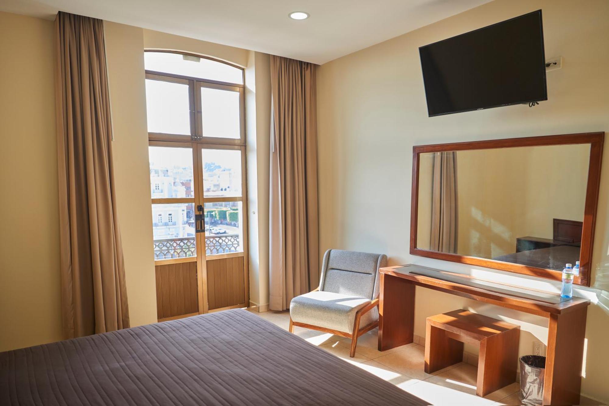 Hotel Fiesta Altena تيباتيتلان دي موريلوس المظهر الخارجي الصورة